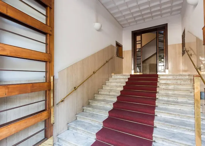 Delightful Penthouse View St Peter Appartement
